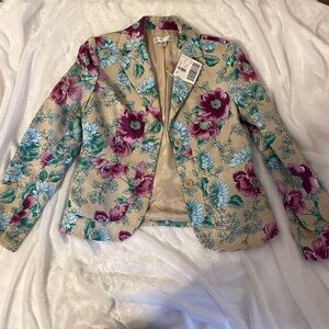 NWT Casual Corner Vintage Floral Beige/Purple/Blue Button Blazer Women’s size 10
